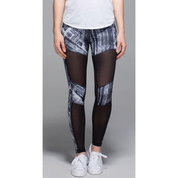 LULULEMON Hot To Street Pant Leggings •6•Heat Wave White Black 7/8 Length W5H73S - Picture 2 of 16